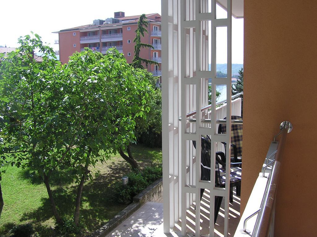 Apartment Brinovec Portorose Esterno foto